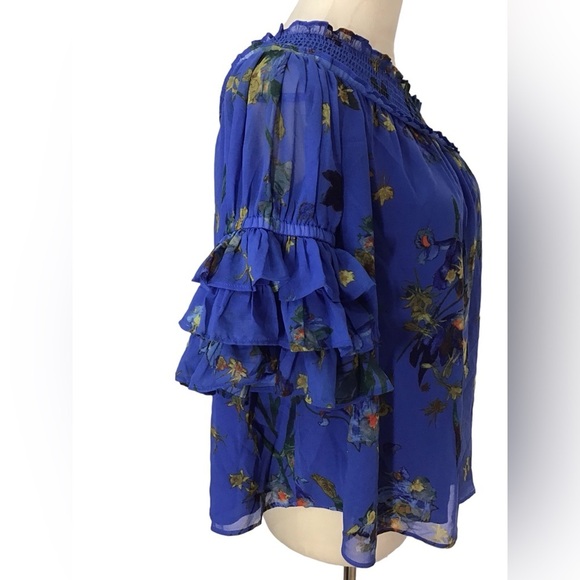CeCe Printed Off The Shoulder Ruffle Bell Sleeve Blouse Size XS NEW - Picture 9 of 10